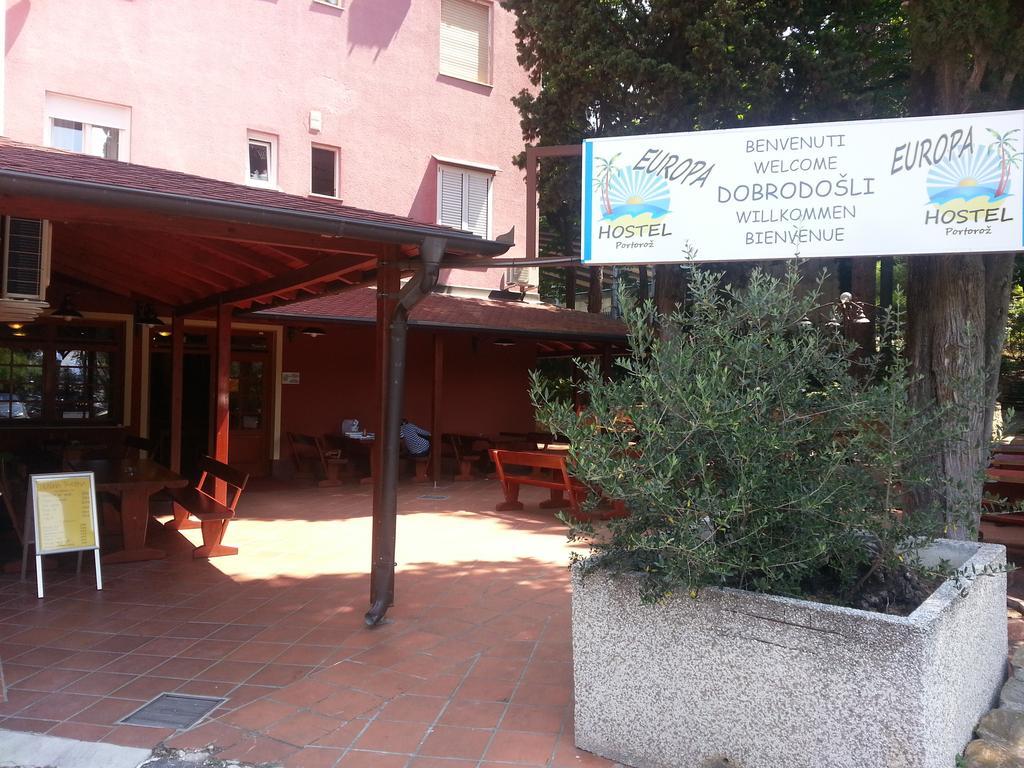 Europa Hostel Portorož Exteriör bild