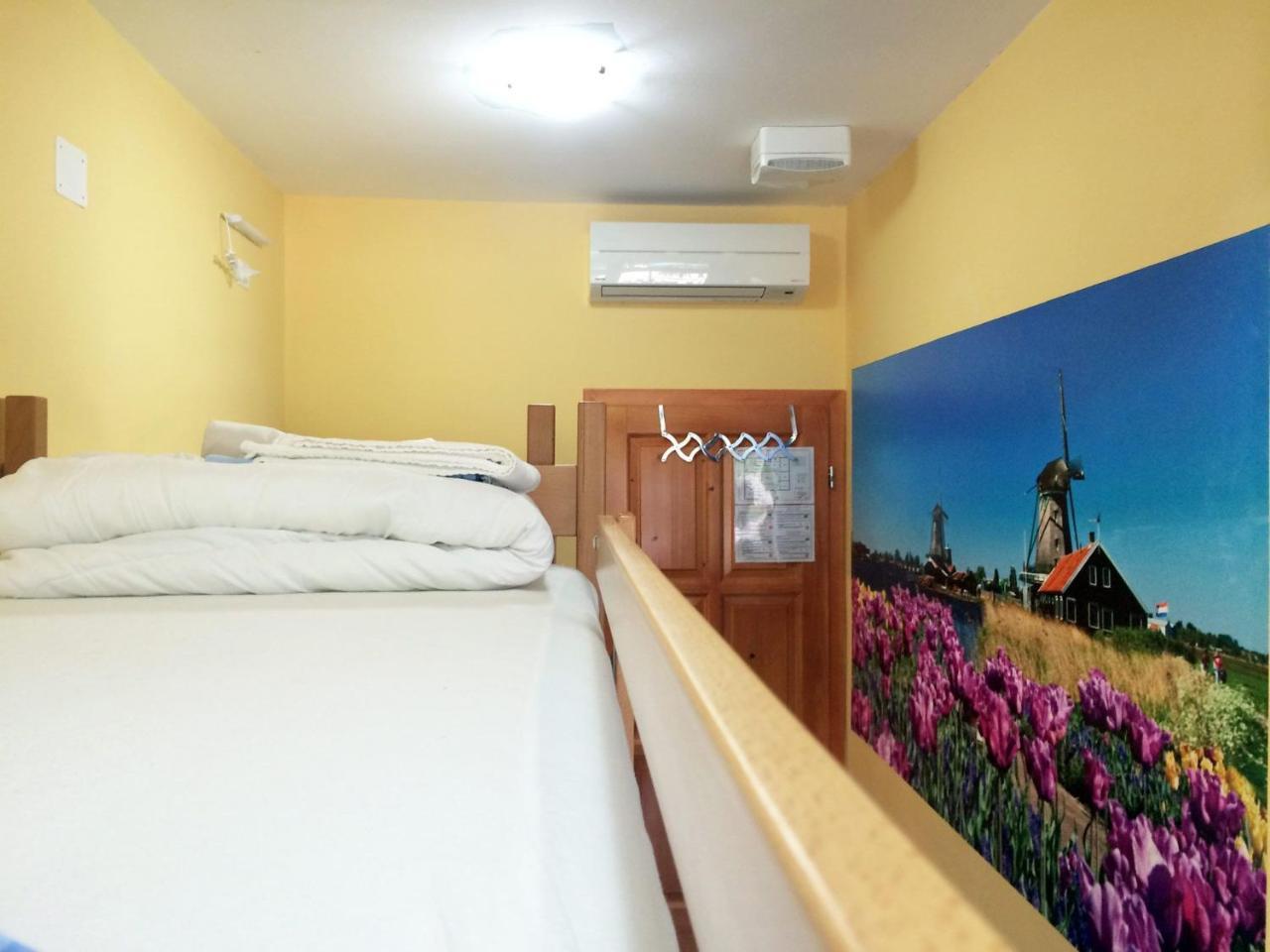 Europa Hostel Portorož Exteriör bild