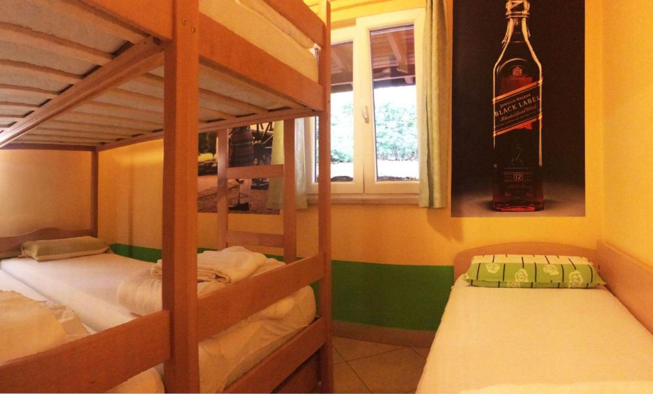 Europa Hostel Portorož Exteriör bild